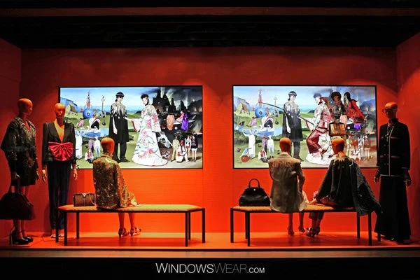 Window Display Ideas-gucci